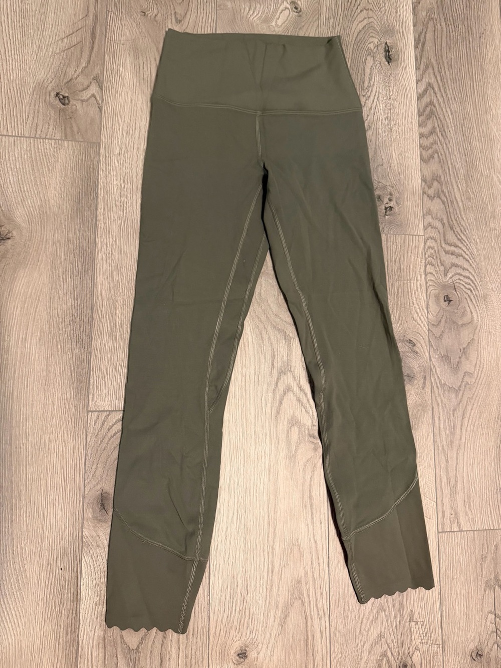 Lululemon green leggings!